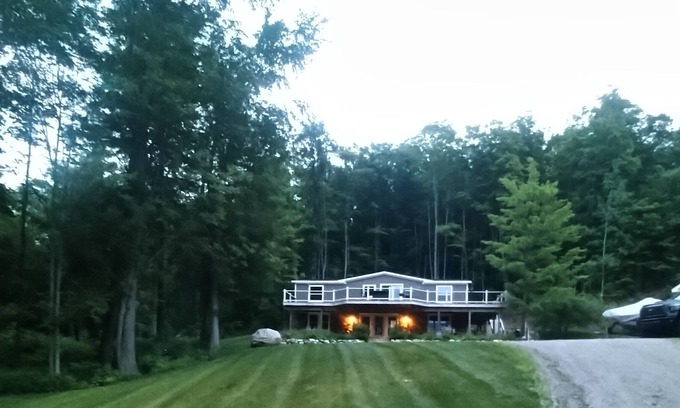 Boyne Falls Casa | Snowmobiling Paradise