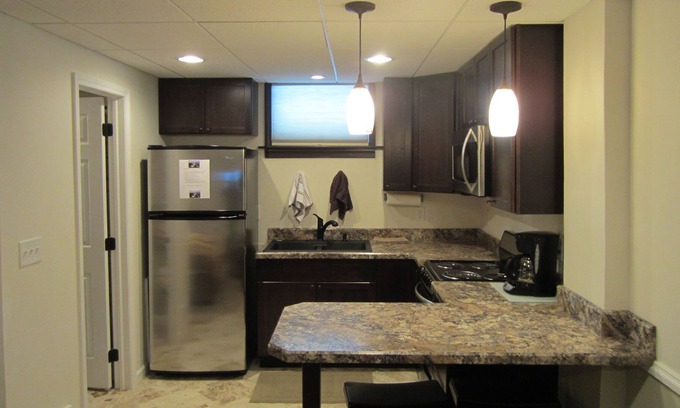 Snowshoe Apartamento | Snowshoe Studio - VRBO Premier Partner
