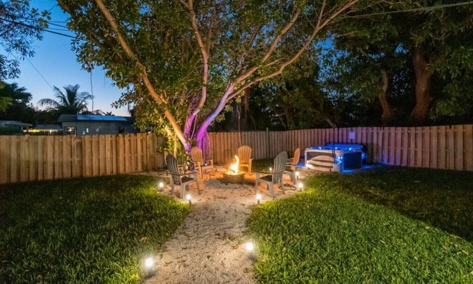 North Andrews Gardens Casa | So Flo Getaway, * Close to beach! *