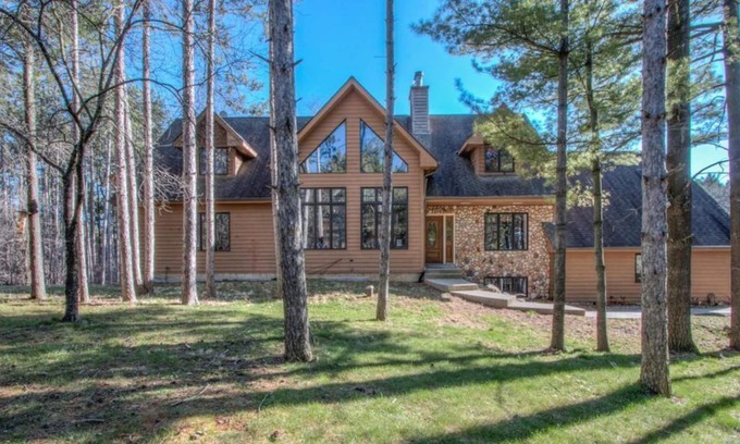 Whitewater Casa | ¡Tan amplias y acogedoras! Cerca del lago con un patio privado con piscina