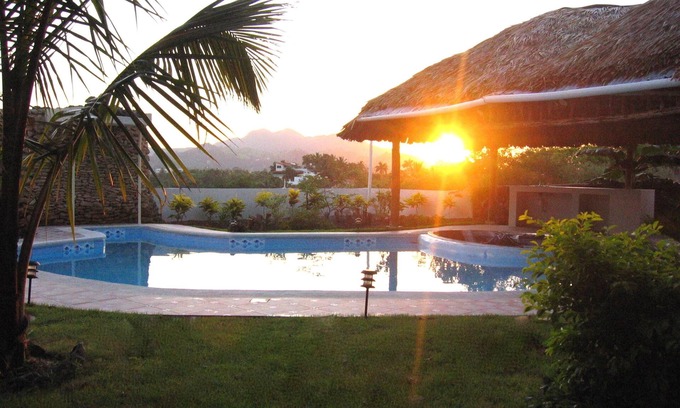 Ensanche Miramar Apartamento | Tomar el sol, la arena y el paisaje-pie de playa-mejores tarifas de LUJO Y VISTA