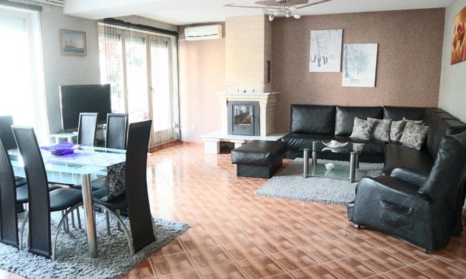 Modrica Casa | Sobe-Apartmani Modriča