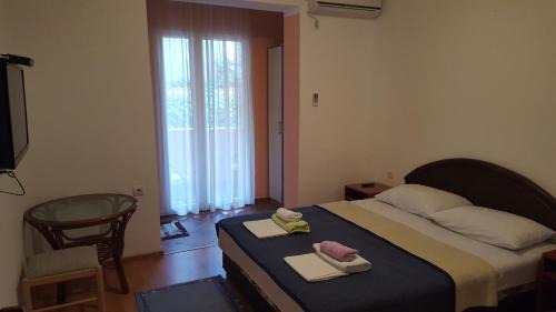 Lazi Apartamento | Sobe Jana