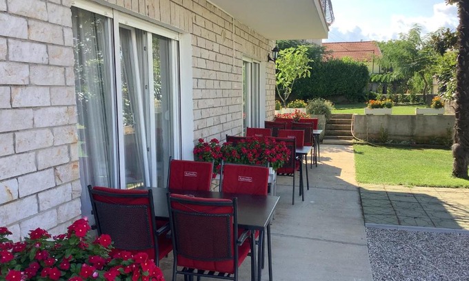 Siroki Brijeg Apartamento | Sobe Pipić