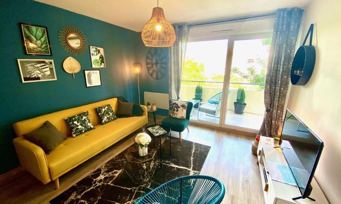 Annemasse Apartamento | SOBNB HAUT DU LEMAN 6- Magnifique appartement proche frontière av piscine