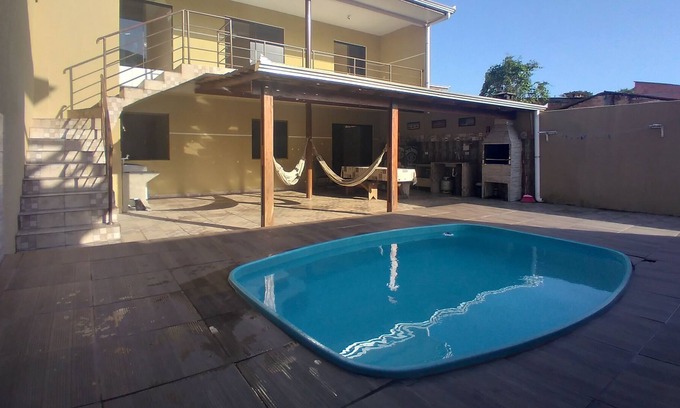 Caioba Casa | Sobrado com piscina em Caiobá