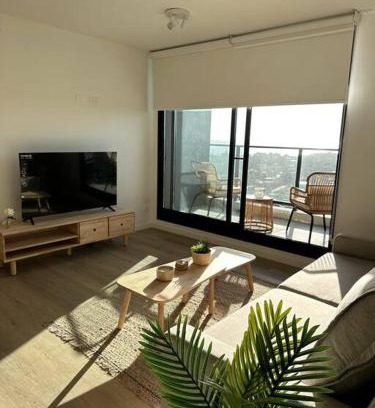 Punta del Este Apartamento | Sobre Shopping nuevo, a estrenar
