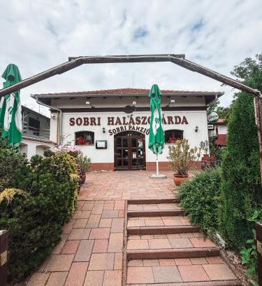 Baja Casa | Sobri Halászcsárda és Panzió