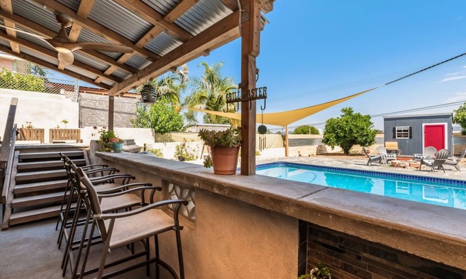 Central Escondido Casa | SoCal Charmer Oversized Saltwater Pool & Hot Tub