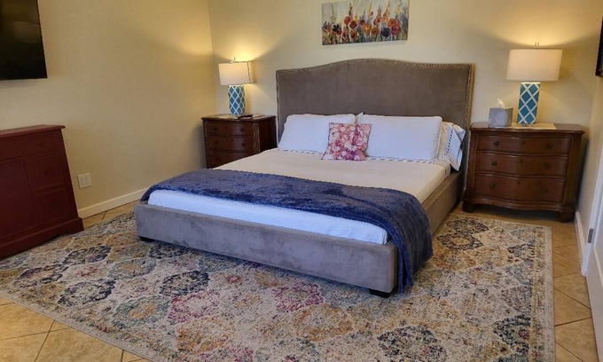 Downey Casa | SoCal Home Centrally Located for Travel and Entertainment