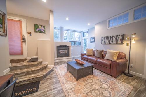 Keystone Casa | Soda Spring II 1935 by SummitCove Lodging