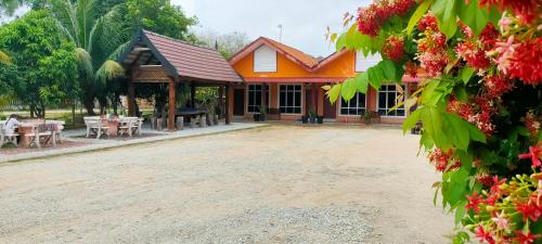 Batu Rakit Casa | Sofea Homestay