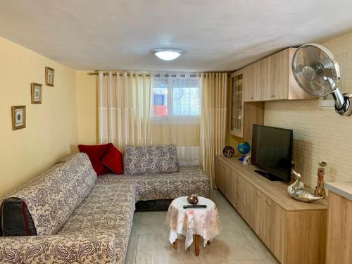 Spata-Artemida Villa | Sofia's Seaview Villa Near Airport And Beach