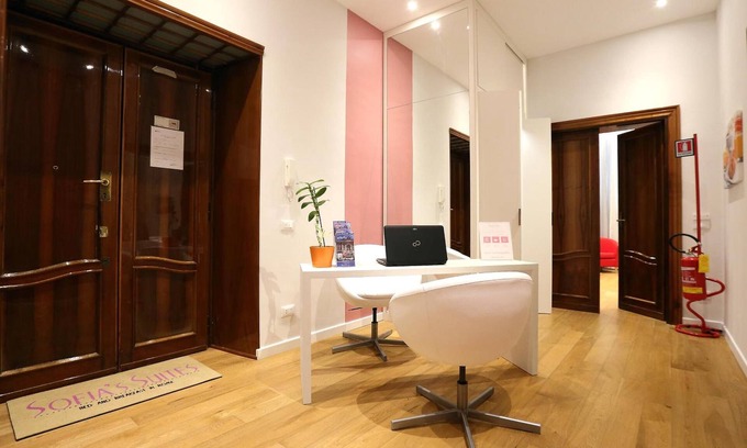 Rione XVIII Castro Pretorio Casa | Sofia's Suites Guesthouse