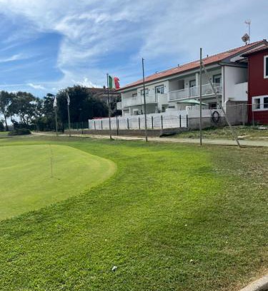 Ardea Apartamento | Soggiorno e relax in eleganti villette interne al campo golf vicino al mare a due passi da Roma