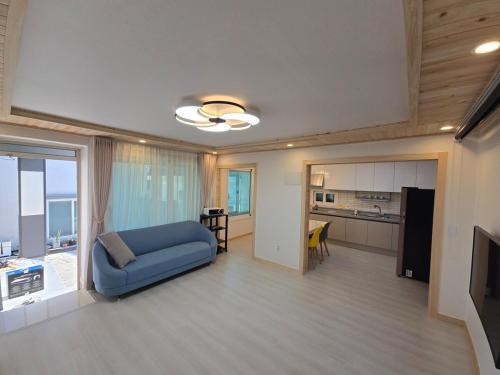 Sokcho Casa | Sokcho Seorak Port Healing House 4 Rooms, 2 Beds Seorak Mt View