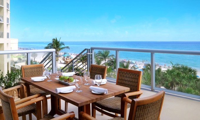 Sunny Isles Beach Hotel | Solé Miami, A Noble House Resort