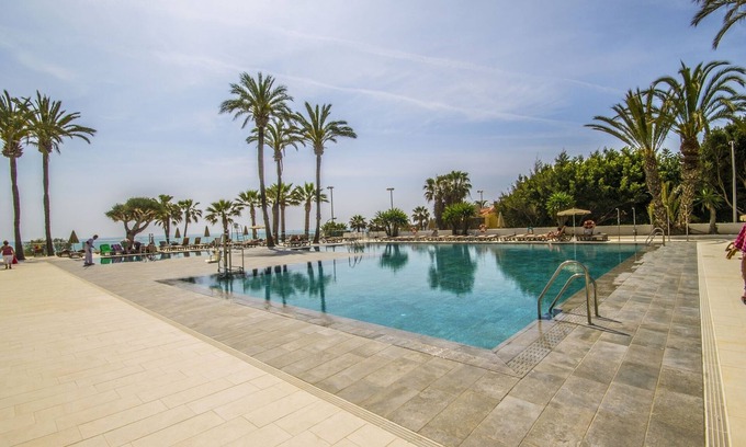Carihuela Apartamento | Sol House Bloque 1, planta 4 - En hotel en 1ª linea, vistas mar