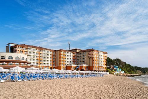 Obzor Complejo | Sol Luna Bay All Inclusive