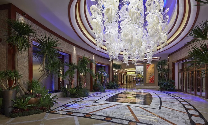 Tambo Hotel | Solaire Resort Entertainment City