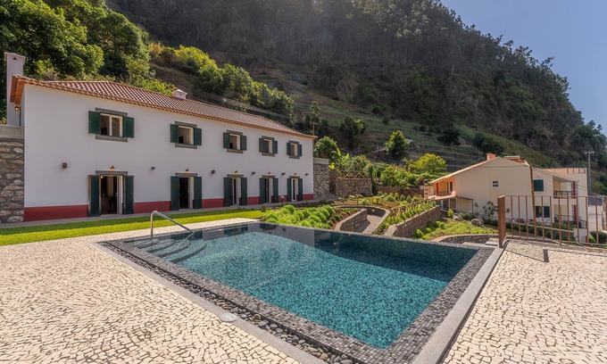 Ribeira Brava Apartamento | Solar dos Reis 2, double room with breakfast
