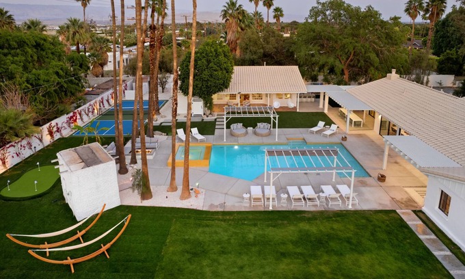 Racquet Club West Casa | Solaris - Modern Mediterranean Estate with Pool, Spa and Fire Pit