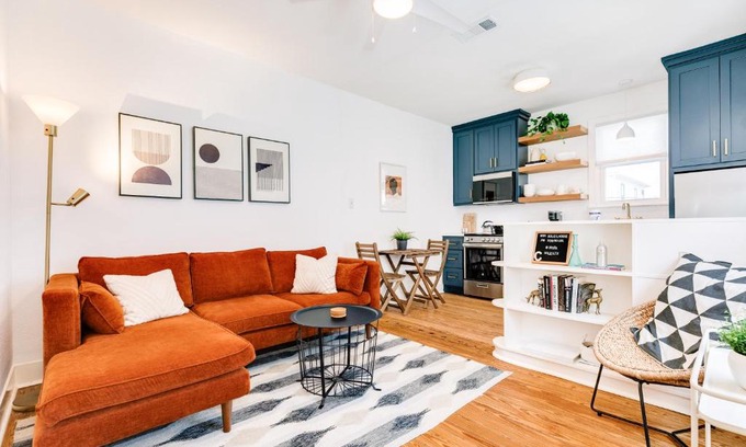 San Jacinto Casa | Soleil House - Unit C