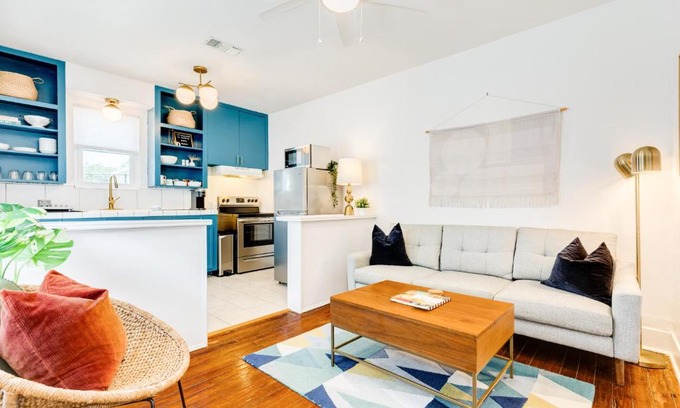 San Jacinto Casa | Soleil House - Unit D