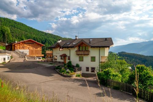 Laion Casa | Solerhof