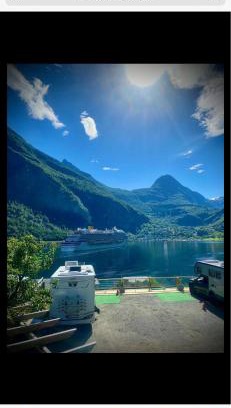Stranda Cabina | Solhaug Fjordcamping