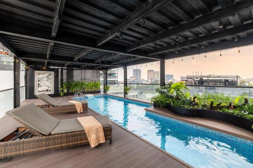 Hang Trong Hotel | Solis Hotel