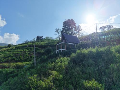 Lindula Otro | Solitary Green Cabins