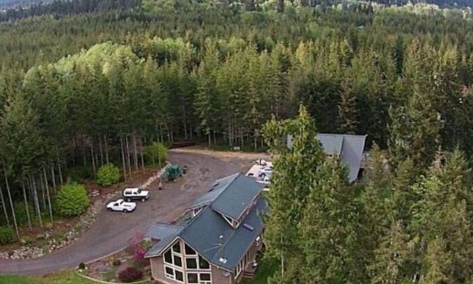 Port Angeles Casa | Magníficas vistas del parque olímpico Mountain & Elwha River 2672sf home