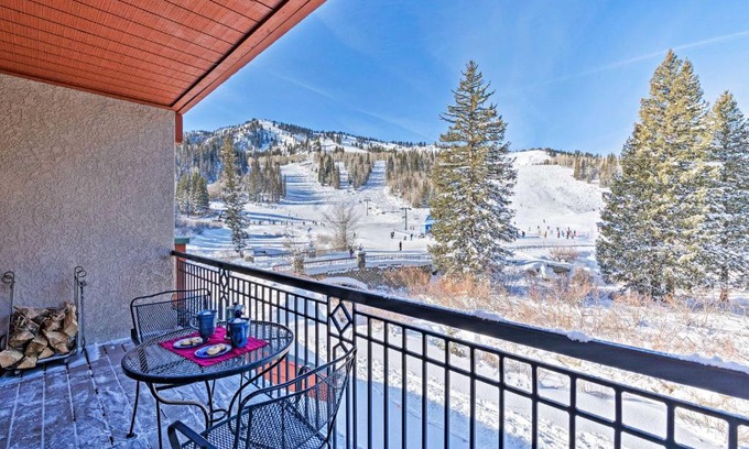 Salt Lake Mountain Resorts Apartamento | Solitude Creekside Condo-Closest to Ski Lift!