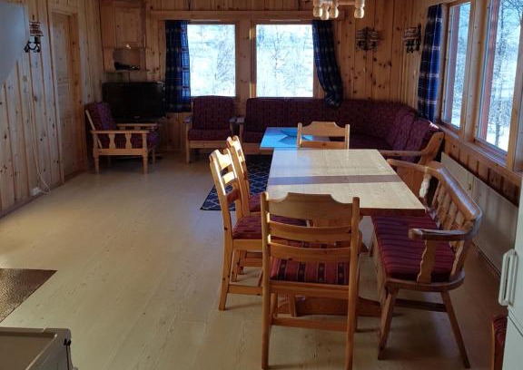 Al Municipality Casa | Solstua Three-bedroom Cottage