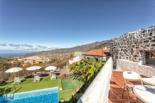 El Paso Casa | Sombrero de Pico B