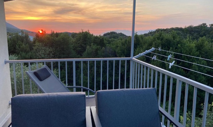 Janjina Apartamento | Someplace Apartments