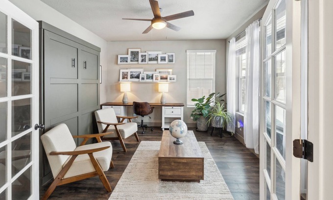 Kaysville Casa | Something for EVERYONE at this charming cottage, close to Lagoon!
