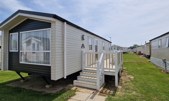 Icklesham Casa | Somewhere to Escape - Oasis (D/F)