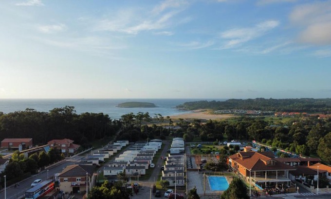 Somo Otro | Somo Bungalow Resort - Camping Latas