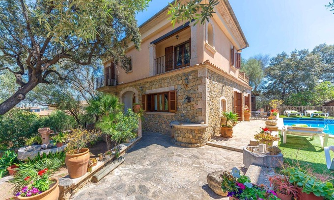 Maria de la Salut Villa | Son Monjo - Villa Con Piscina Privada. Wifi Gratis