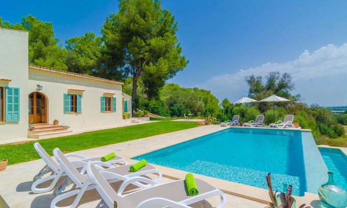 Porreres Villa | SON MORA - Villa con piscina privada en Porreres. WiFi Gratis