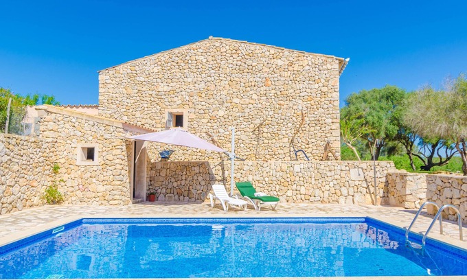 Sant Joan Villa | SON RAMON - Villa con piscina privada en SANT JOAN. WiFi Gratis