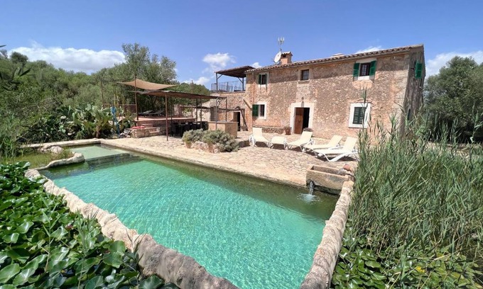 Son Macia Casa | Son Vell. Mallorca. Casa amb piscina ecològica.