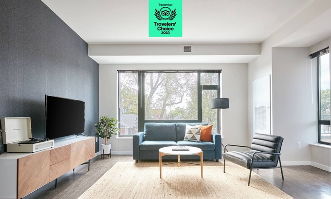 University Park Apartamento | Sonder at University Park | Two-Bedroom Apartment w/ Balcony
