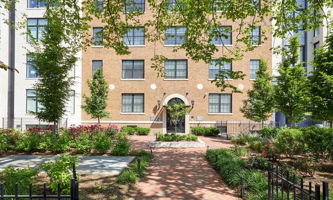 Navy Yard Apartamento | Sonder Callisto | Two-Bedroom Apartment w/ Balcony