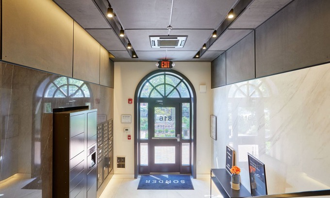 Navy Yard Apartamento | Sonder Callisto | Superior Studio Apartment