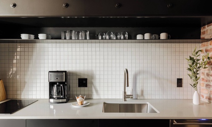 Pioneer Square Apartamento | Sonder RailSpur | Superior Lofted Queen Room+