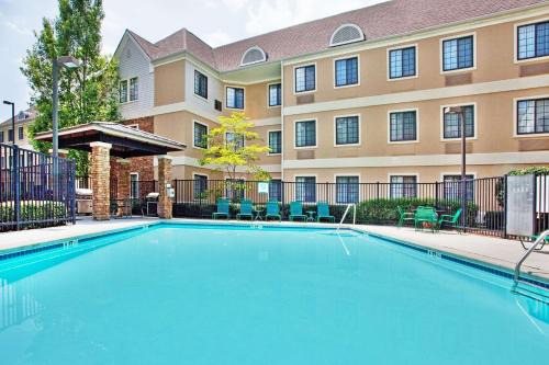 Alpharetta Hotel | Sonesta ES Suites Atlanta Alpharetta Avalon