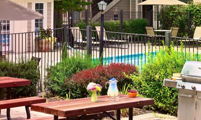 Princeton Hotel | Sonesta ES Suites Princeton